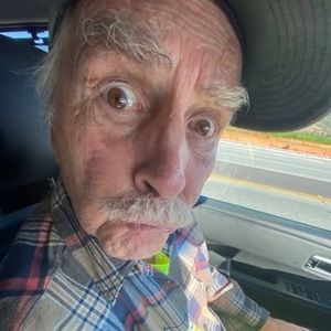 Meet your Posher, Charles